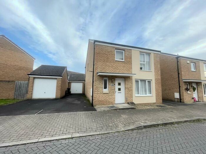 4 Bedroom Detached House To Rent In Long Ground Road, Charlton Hayes, Bristol, BS34