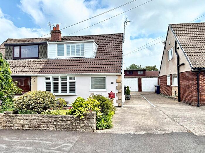 3 Bedroom Semi-Detached House For Sale In Friths Avenue, Hoghton, Preston, PR5