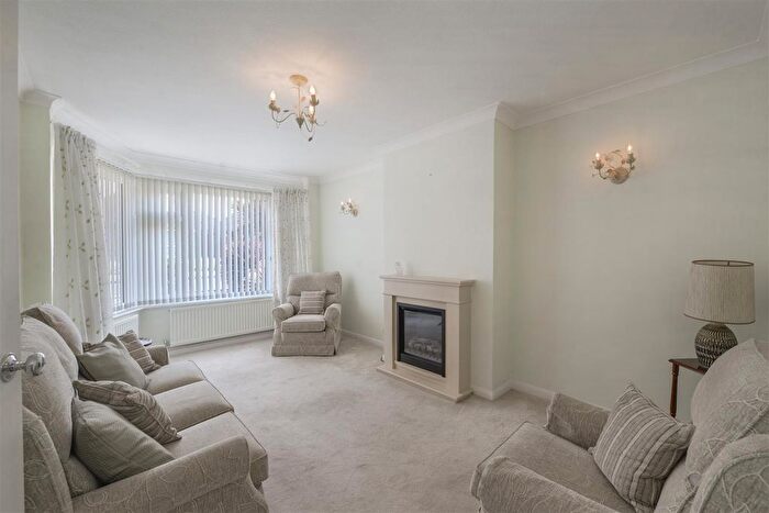 2 Bedroom Bungalow For Sale In Howard Drive, Maidstone, ME16