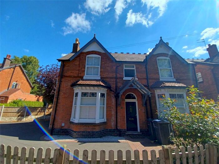4 Bedroom Detached House To Rent In Lichfield Road, Sutton Coldfield, B74