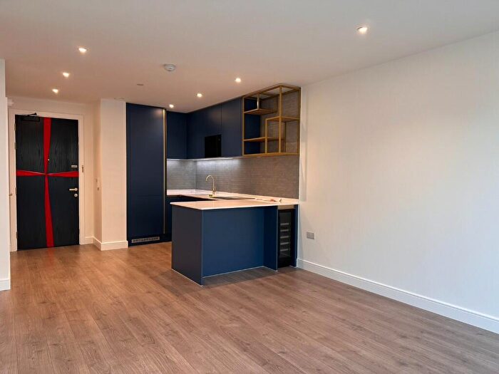 1 Bedroom Flat To Rent In Quay Walk, Wembley, Middlesex, HA0