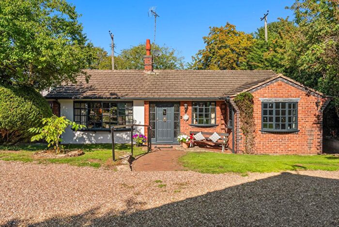 3 Bedroom Detached House For Sale In Hillside, Old Hill, Flyford Flavell, Worcester, WR7