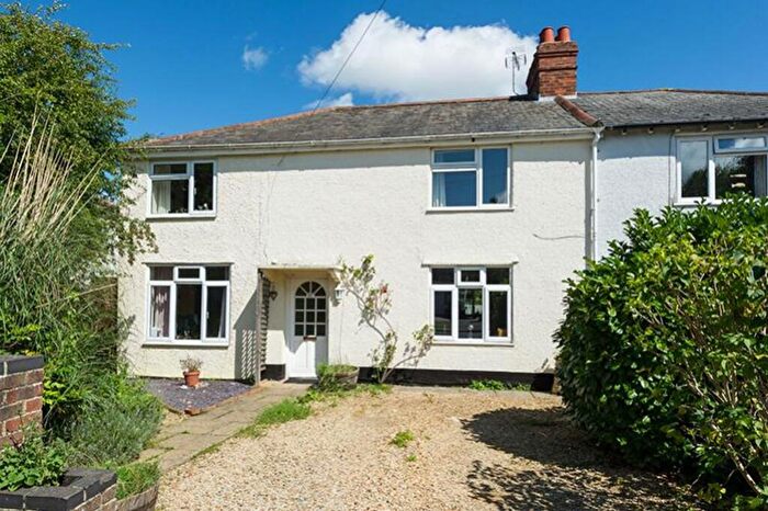 3 Bedroom Semi-Detached House For Sale In Mill Lane, Marston, OX3