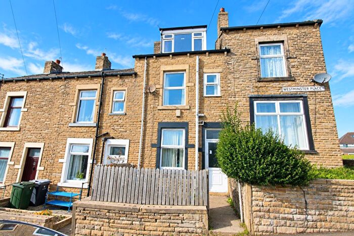 3 Bedroom Terraced House For Sale In Westminster Place, Off Otley Road, BD3