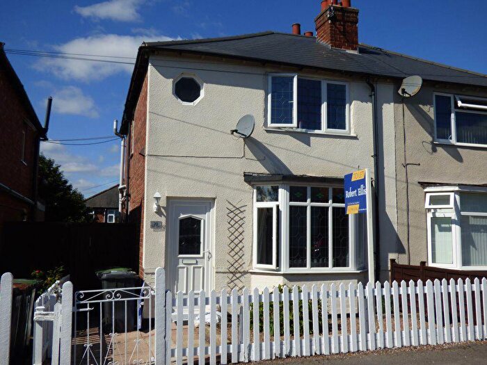 2 Bedroom Semi-Detached House To Rent In Linden Grove, Stapleford., NG9