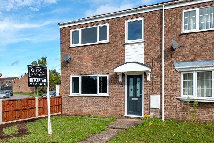 3 Bedroom End Of Terrace House To Rent In Duck Lane, Eynesbury, PE19