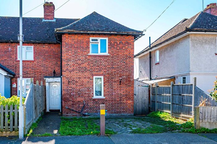 3 Bedroom Semi Detached House For Sale In Muybridge Road, New Malden, KT3