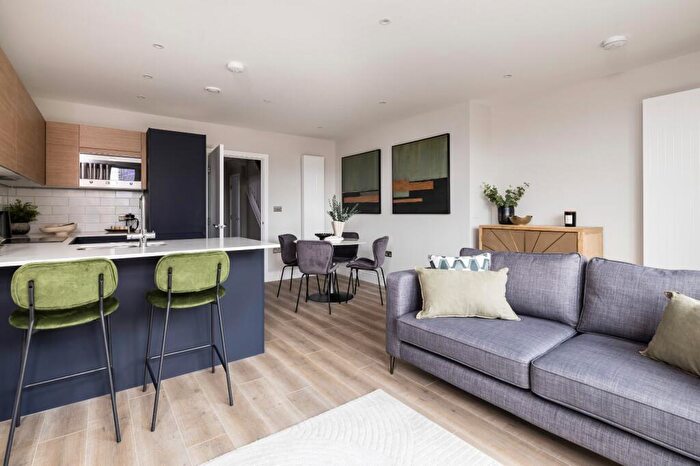 2 Bedroom Flat For Sale In Neptune Wharf, Grinstead Road, SE8