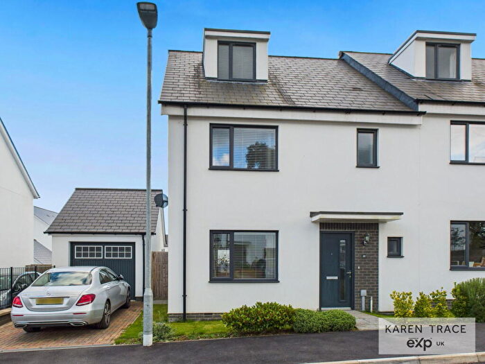 4 Bedroom Semi-Detached House For Sale In Cuddra Road, St Austell, PL25