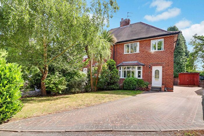 3 Bedroom Semi-detached House For Sale In Park Avenue, Woodborough, NG14