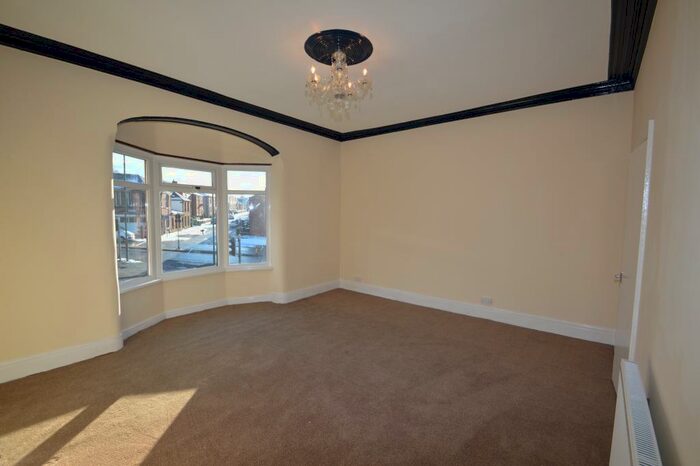 1 Bedroom Flat To Rent In New Road, Radcliffe, Manchester, M26