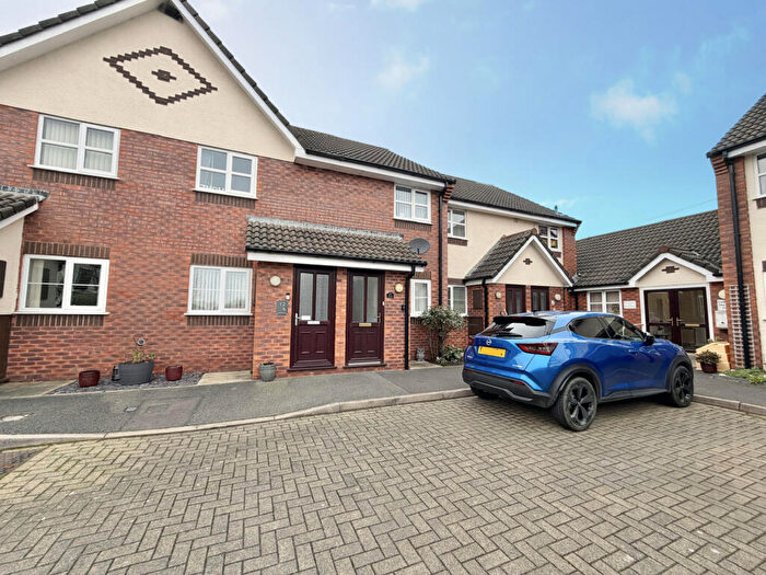 2 Bedroom Flat For Sale In Kingfisher Mews, Poulton-Le-Fylde, FY6