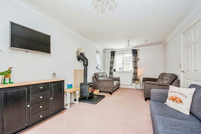 2 Bedroom Property For Sale In Winceby Close, Wisbech, PE14
