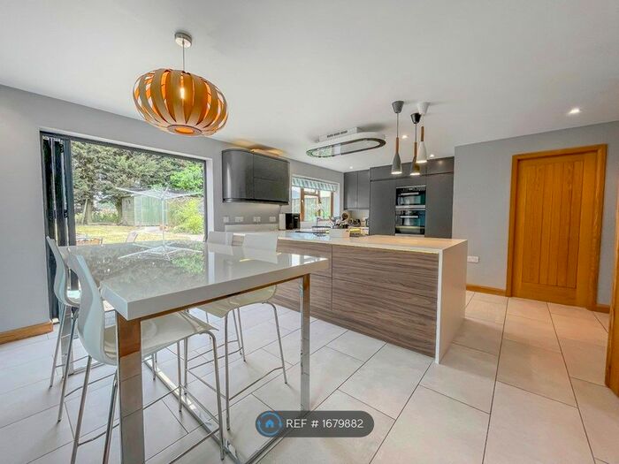 4 Bedroom Detached House To Rent In Dereham Road, Easton, Norwich, NR9