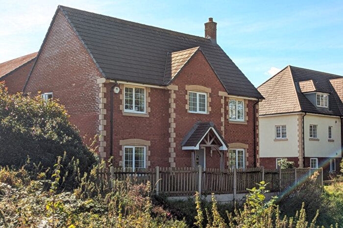 4 Bedroom Detached House For Sale In Beadon Drive, Wells, BA5