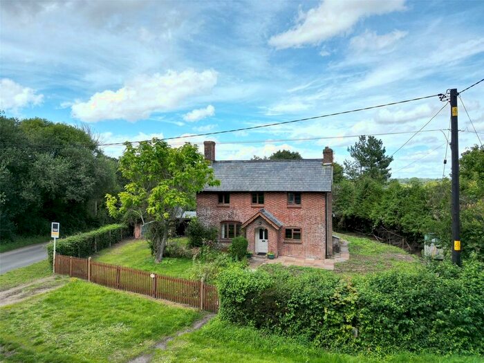4 Bedroom Detached House For Sale In Sherfield English Lane, Plaitford, Romsey, Hampshire, SO51