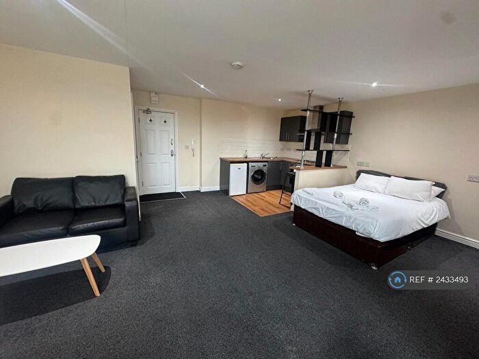 Studio To Rent In Young Street, Doncaster, DN1