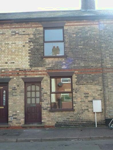 2 Bedroom Flat To Rent In Ontario Road, Lowestoft, Suffolk, NR33