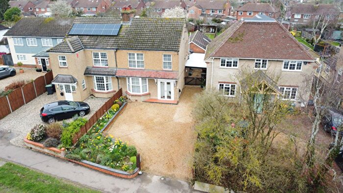 4 Bedroom Semi Detached House For Sale In Stagsden Road, Bedford, MK43
