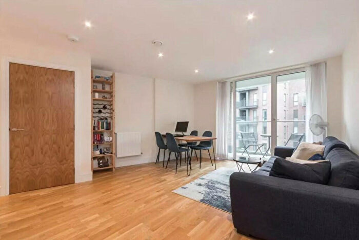 2 Bedroom Apartment To Rent In Elite House, St. Annes Street, London, E14