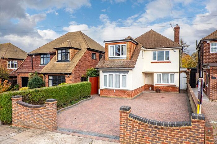 4 Bedroom Detached House For Sale In Windsor Road, Gravesend, Kent, DA12