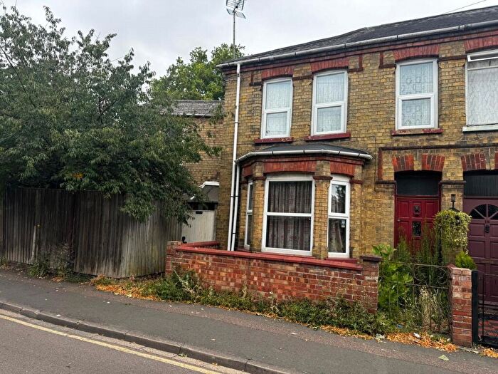 2 Bedroom Semi-Detached House For Sale In Alexandra Road, Wisbech, Cambridgeshire, PE13