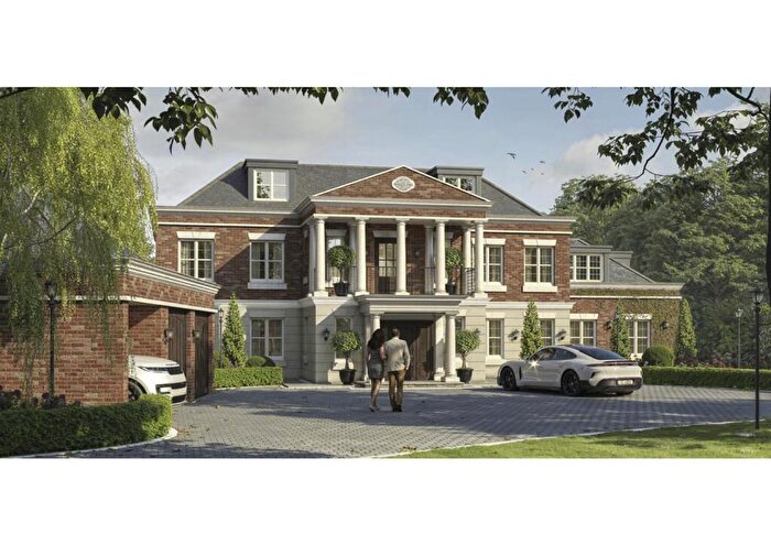8 Bedroom Detached House For Sale In Hawthorn Lane, Burnham, SL2