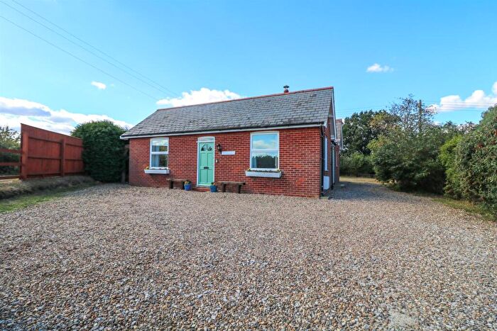 3 Bedroom Detached Bungalow For Sale In Snape Road, Knodishall, Saxmundham, IP17