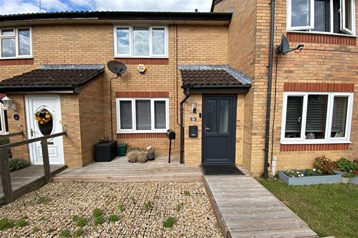 2 Bedroom Terraced House To Rent In Deerfield Close, The Badgers, Buckingham, MK18