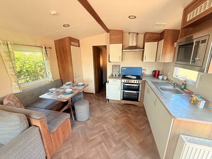 2 Bedroom Park Home For Sale In Dovercourt Haven Caravan Park, Low Road, Harwich, CO12