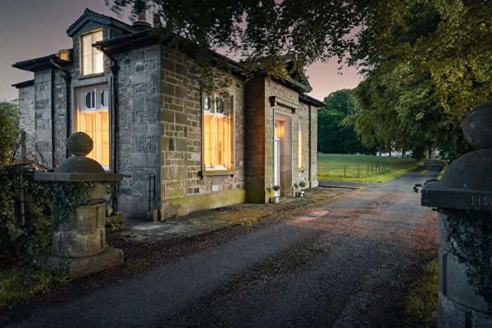 2 Bedroom Cottage For Sale In Summerfield Lodge, Kirkby Lonsdale, Carnforth, LA6
