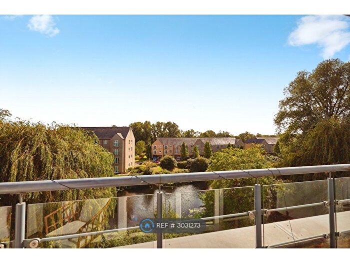 2 Bedroom Flat To Rent In Little Paxton, St Neots, PE19