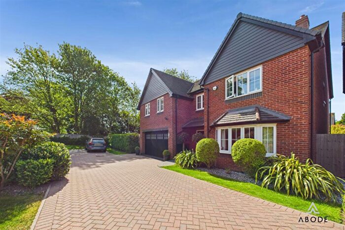 5 Bedroom Detached House For Sale In Geoff Morrison Way, Uttoxeter, ST14