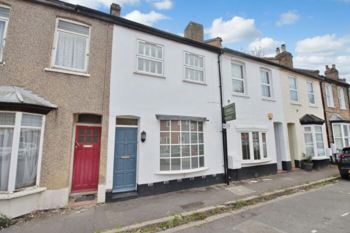 2 Bedroom Terraced House For Sale In Queens Terrace, Isleworth, TW7