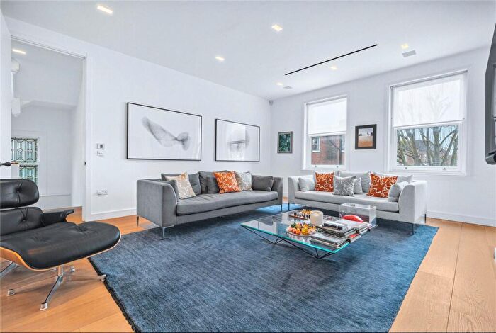 4 Bedroom Duplex For Sale In Frognal Lane, London, NW3