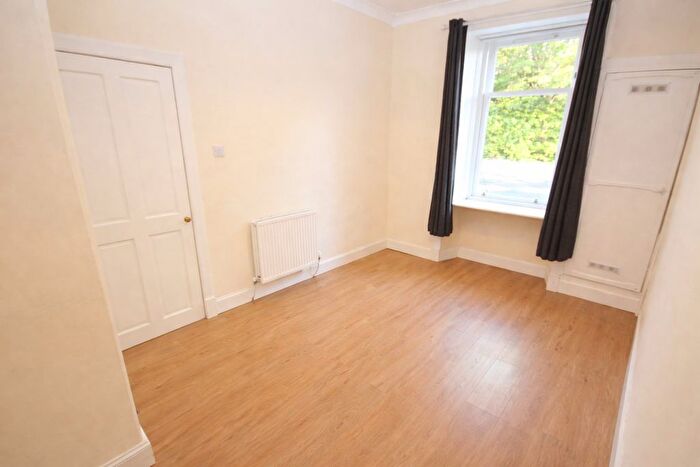 2 Bedroom Flat To Rent In Duddingston Road West, Duddingston, Edinburgh, EH15