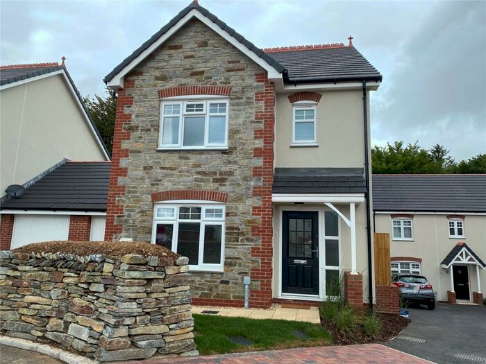 3 Bedroom Detached House To Rent In Tavistock, PL19