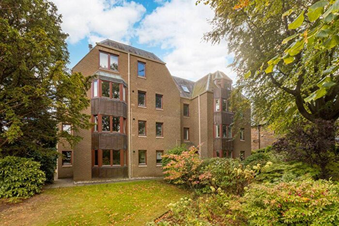 2 Bedroom Flat For Sale In / Trinity Road, Edinburgh, EH5