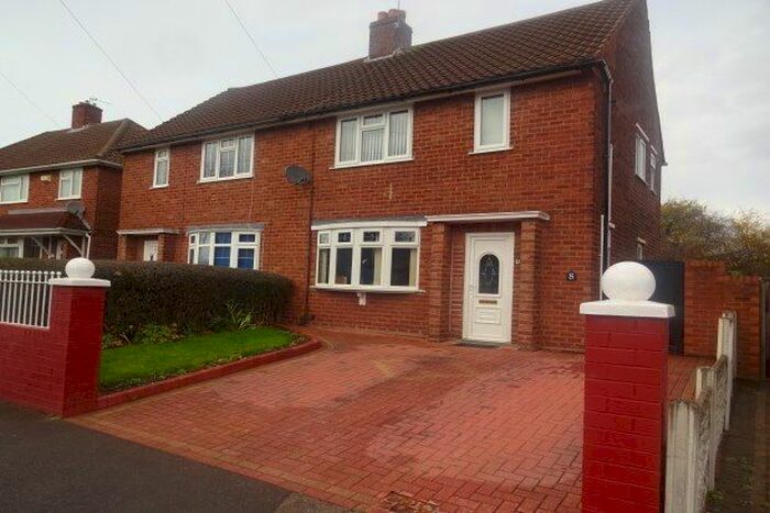 2 Bedroom Property To Rent In Mountbatten Road, Walsall, WS2