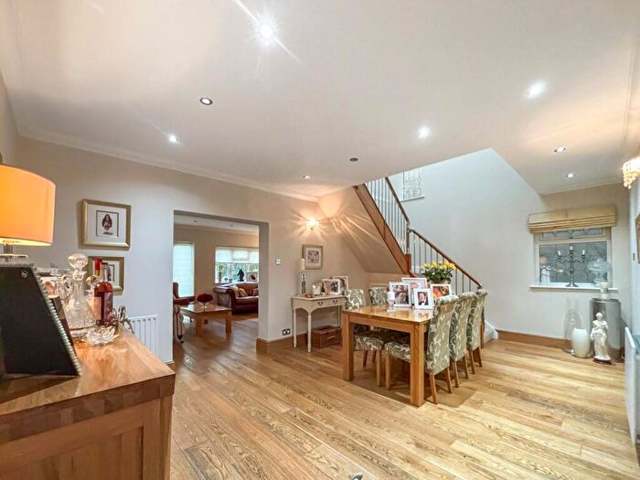 5 Bedroom Detached House For Sale In Tile Kiln Lane, Bexley, Kent, DA5