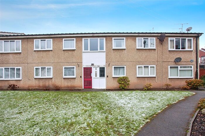 2 Bedroom Flat For Sale In Westbrook Road, Chapeltown, Sheffield, South Yorkshire, S35