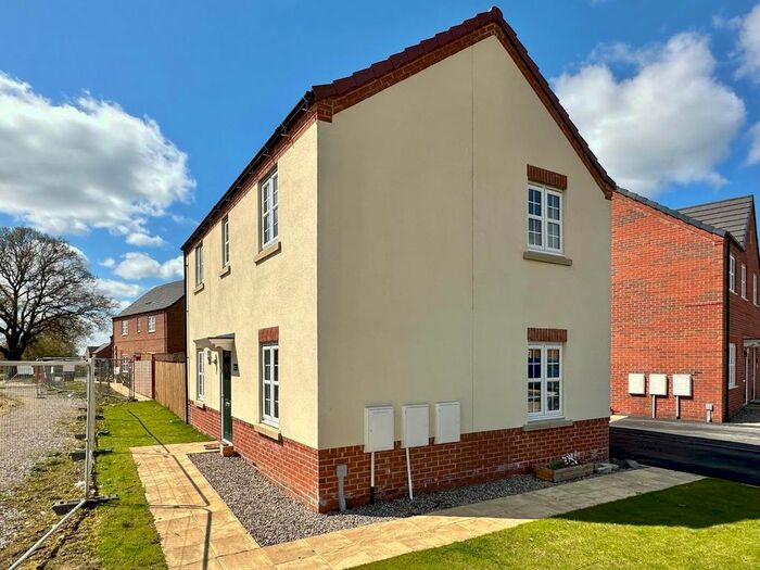 3 Bedroom Detached House To Rent In Wagtail Close, Easingwold, YO61