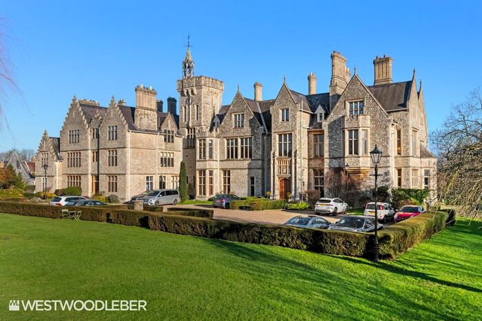 3 Bedroom Flat For Sale In Gilston, Harlow, CM20