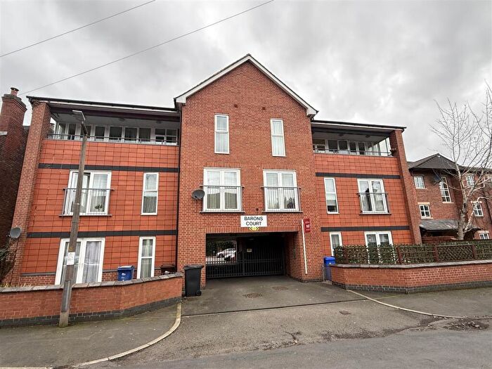 2 Bedroom Apartment For Sale In Barons Court, Burton-On-Trent, DE14
