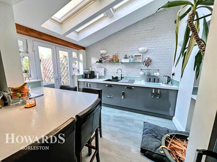 3 Bedroom End Of Terrace House For Sale In Blackwall Reach, Gorleston, NR31