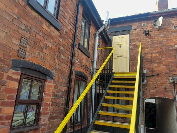 1 Bedroom Flat To Rent In Stone Road, Stafford, ST16