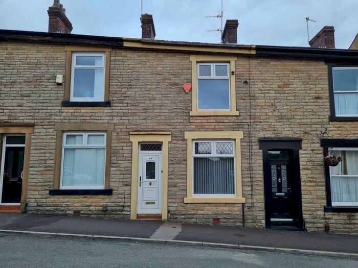 2 Bedroom Terraced House To Rent In Farrow Street, Shaw, OL2