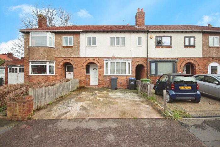 3 Bedroom Terraced House For Sale In Southlea Avenue, Leamington Spa, Warwickshire, CV31