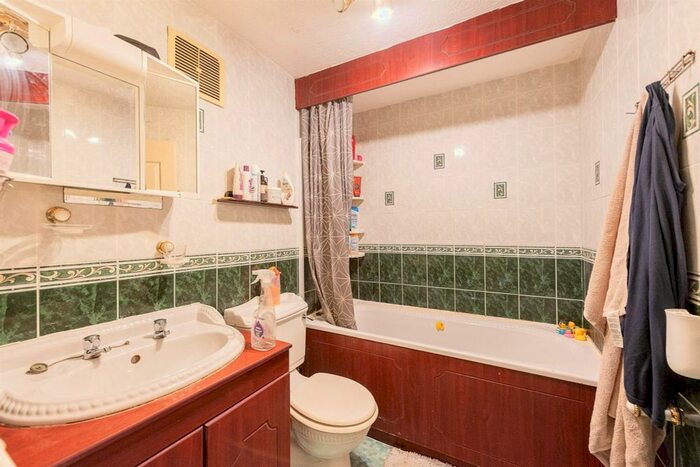 3 Bedroom Terraced House For Sale In Elm Road, Thetford, IP24