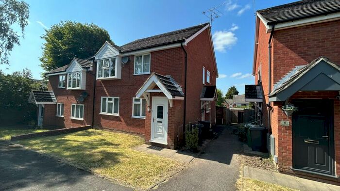 2 Bedroom Maisonette To Rent In Chilham Close, Frimley, Camberley, Surrey, GU16